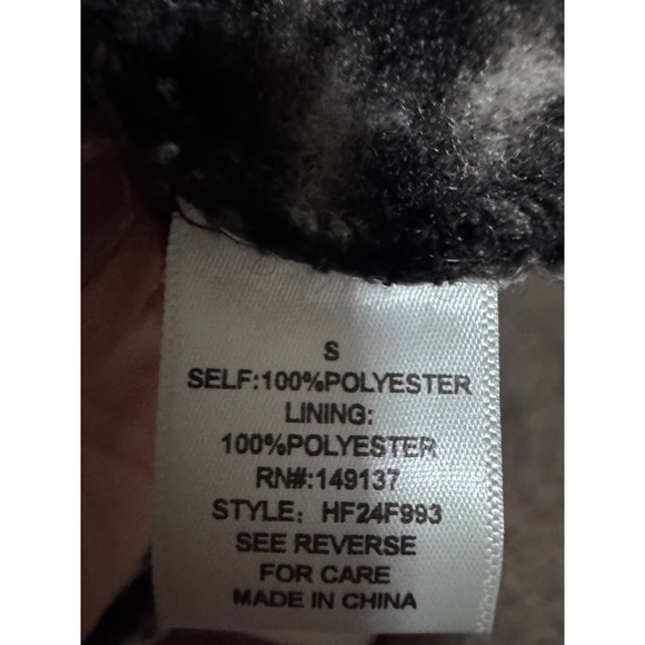 HYFVE Plaid Fuzzy Shacket Jacket Women's Size S Black White Cozy Button Up - Picture 4 of 7